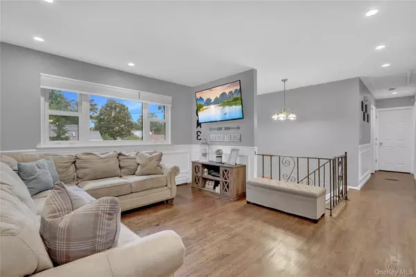 Mastic, NY 11950,58 Forrestall DR