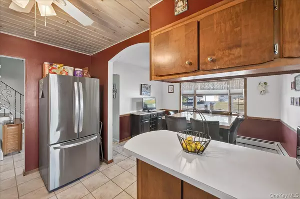 Holbrook, NY 11741,149 Avenue C