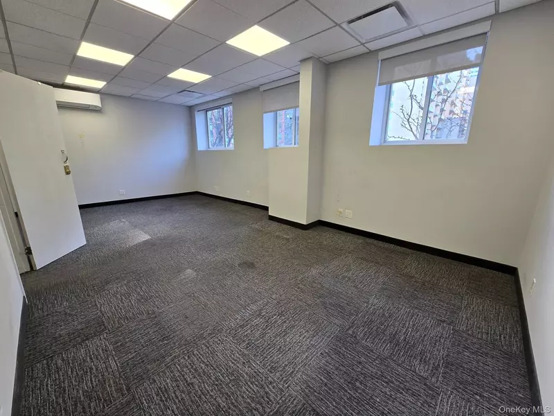 2409 41st AVE, Astoria, NY 11101