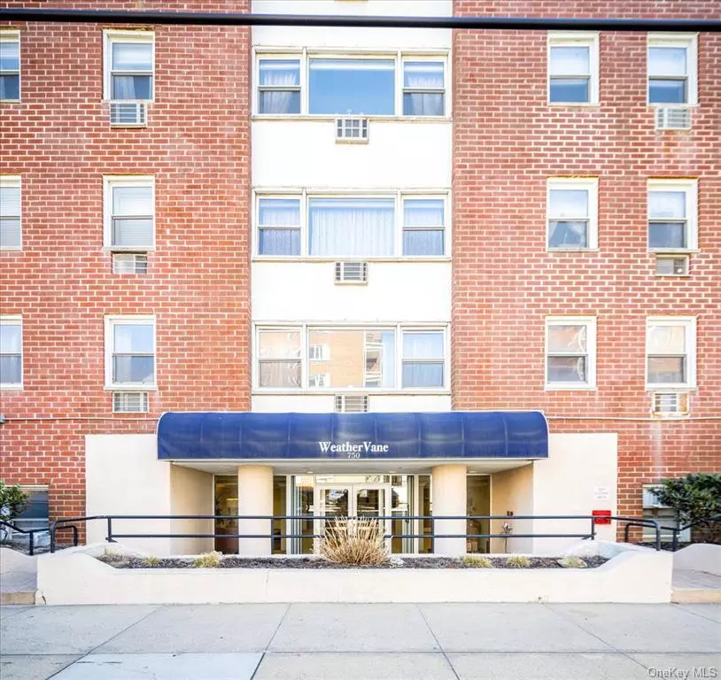 Long Beach, NY 11561,750 Shore RD #6F