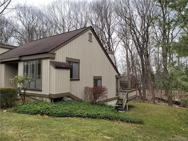 Somers, NY 10589,555 Heritage HLS #F