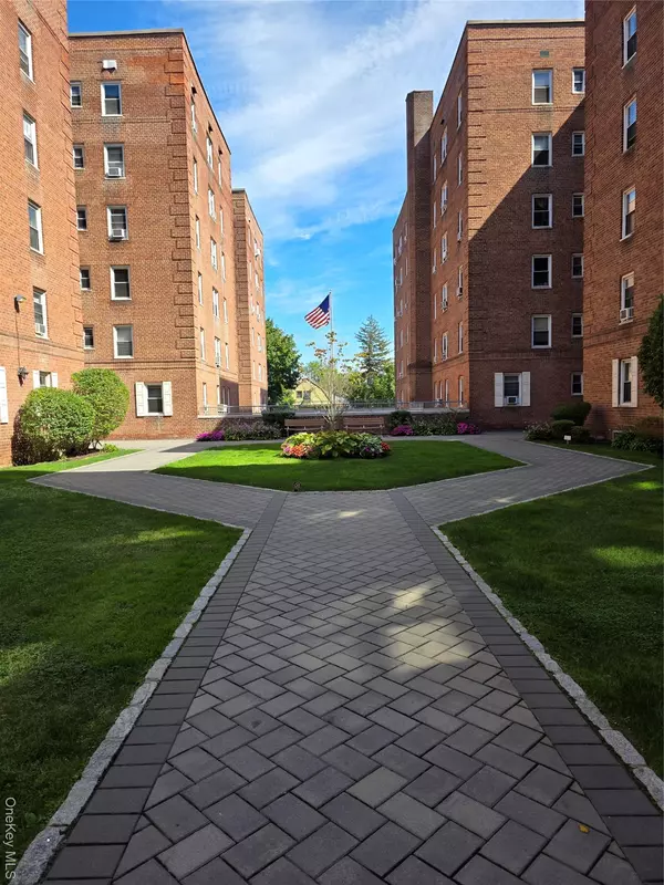 70 Locust AVE #B505, New Rochelle, NY 10801