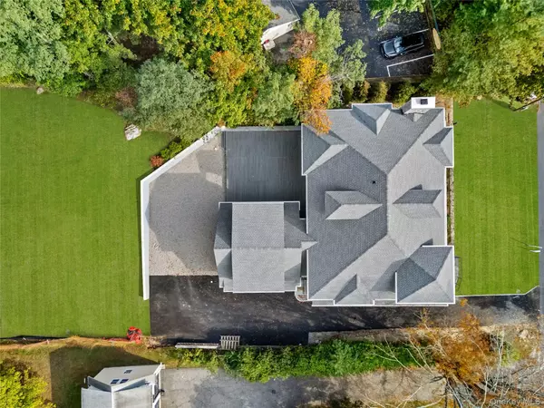 Armonk, NY 10504,22 Whippoorwill RD