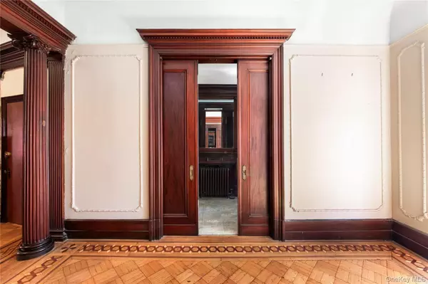 Brooklyn, NY 11213,903 Saint Marks AVE