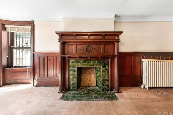 Brooklyn, NY 11213,903 Saint Marks AVE