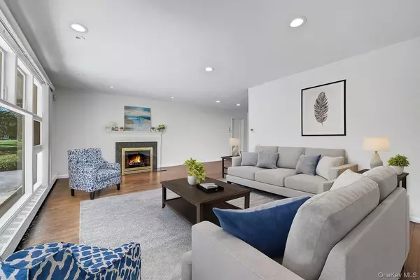 Scarsdale, NY 10583,13 Colonial RD