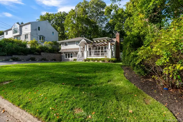 Northport, NY 11768,33 Alsace PL