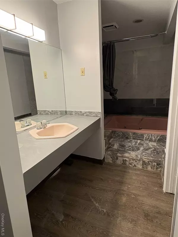 Highland, NY 12528,200 Fosler RD #6