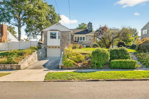 217 Moore ST, Hartsdale, NY 10530