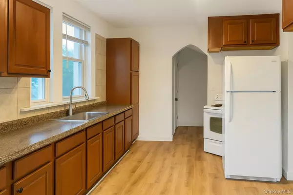 Walden, NY 12586,30 Elm ST #2
