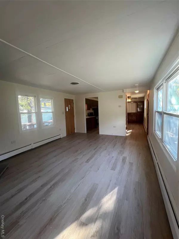 Wurtsboro, NY 12790,20 Laura Jean LN