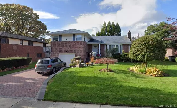 23 Glen RD, Jericho, NY 11590