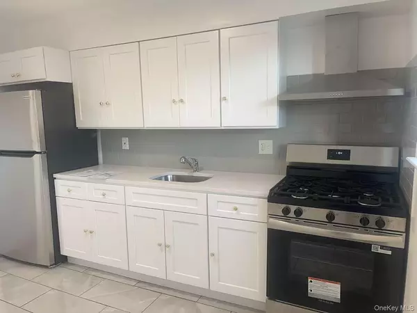 18-11 123rd ST #4F, College Point, NY 11356