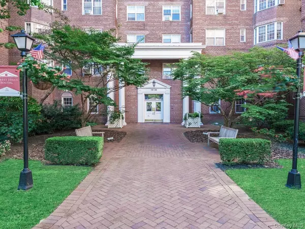 76-36 113th ST #4-M, Forest Hills, NY 11375