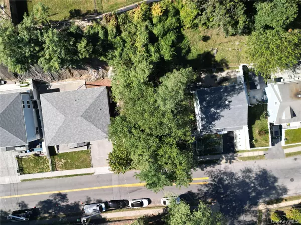 Yonkers, NY 10703,175 Frederic ST