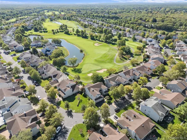 Mount Sinai, NY 11766,77 Hamlet DR