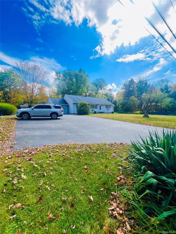 Millbrook, NY 12578,5028-5030 Rt-82