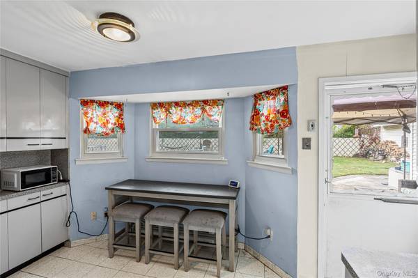 Mastic, NY 11950,118 Cranford BLVD