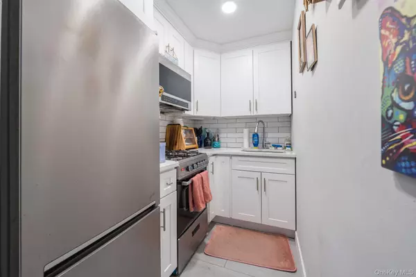 Long Beach, NY 11561,310 Riverside BLVD #4K