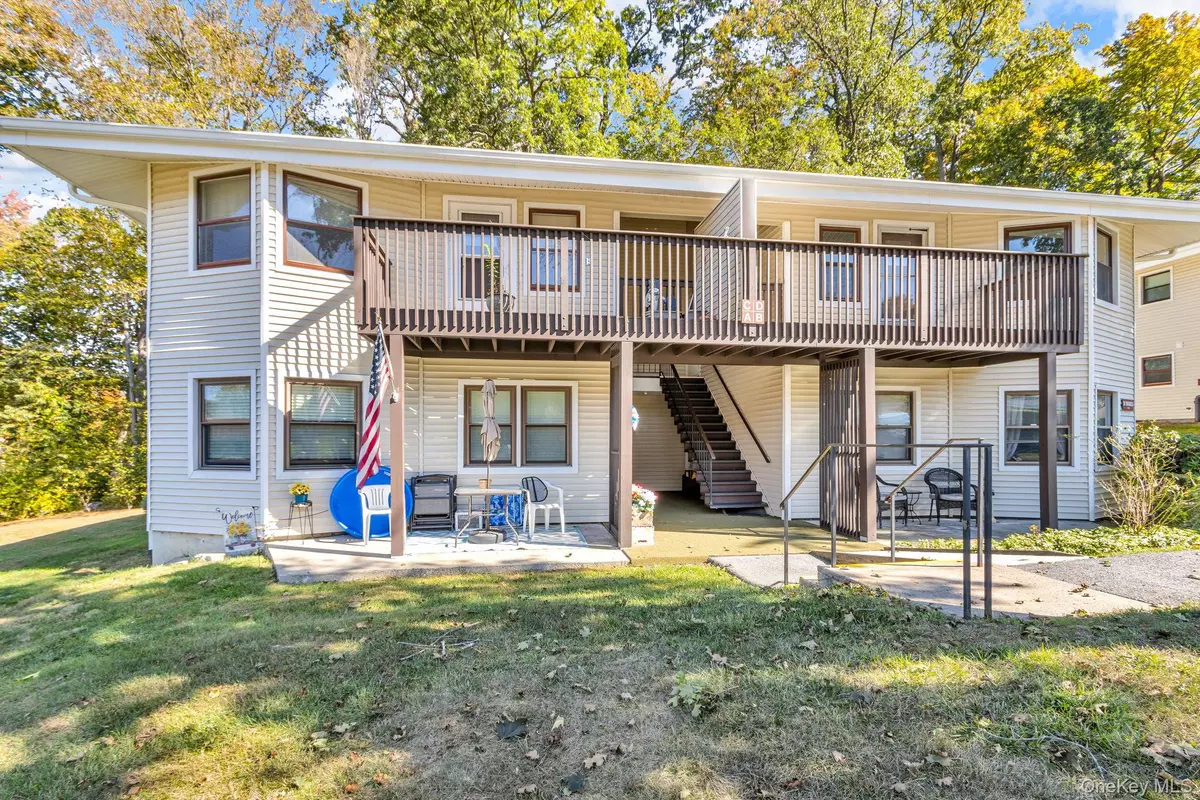 Yorktown Heights, NY 10598,34C Warwick PL