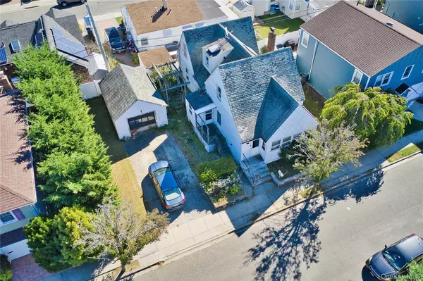 Long Beach, NY 11561,10 Kirkwood ST