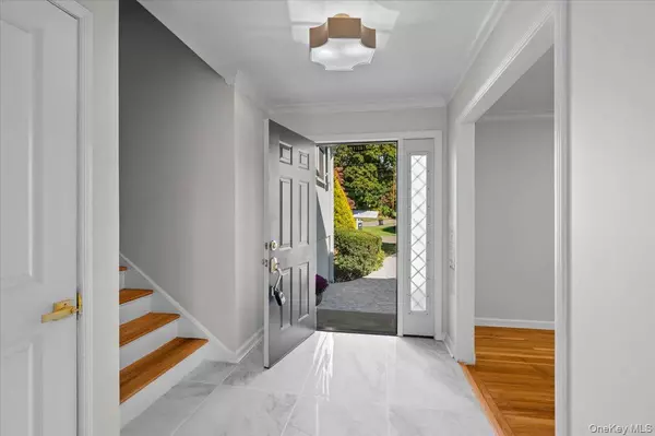 Bronxville, NY 10708,15 Hillside RD