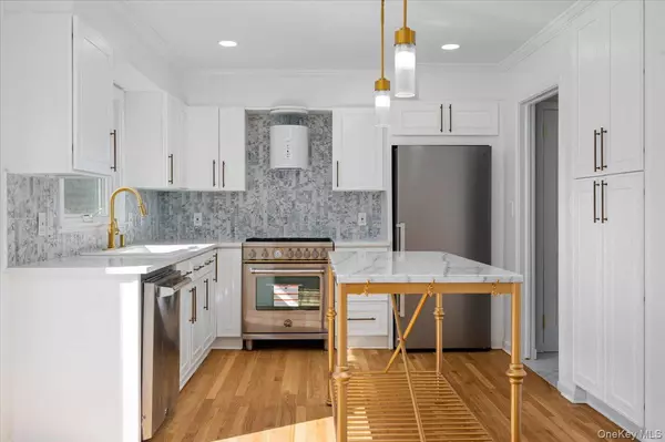 Bronxville, NY 10708,15 Hillside RD