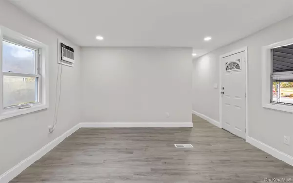 Aquebogue, NY 11931,49B Witt LN