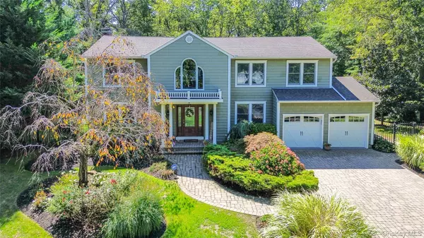 Shoreham, NY 11786,14 Vega DR