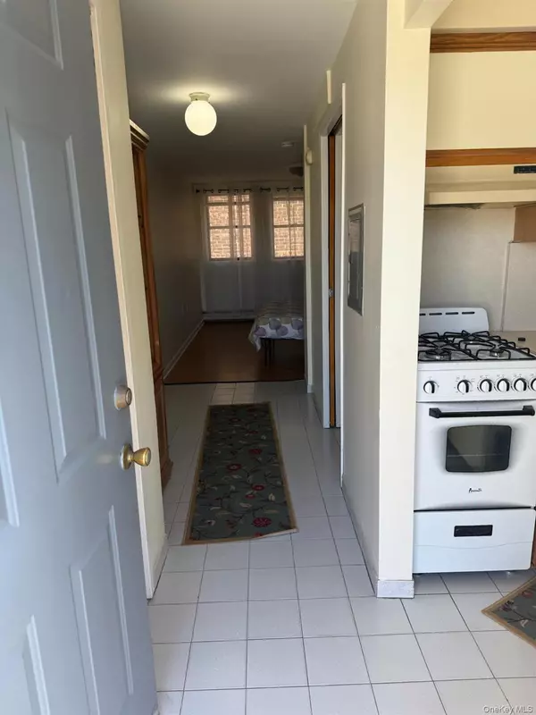 New Hyde Park, NY 11040,102 Jericho TPKE #1B