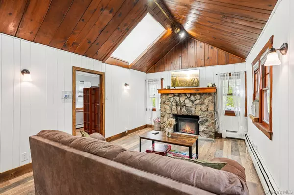 Greenwood Lake, NY 10925,22 Morgans WAY