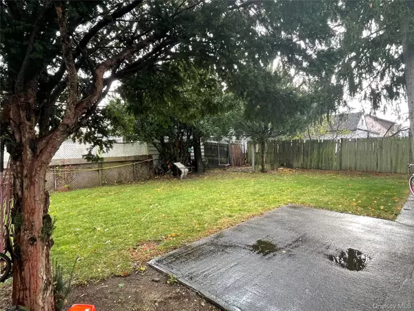 Franklin Square, NY 11010,22 Franklin ST #22D