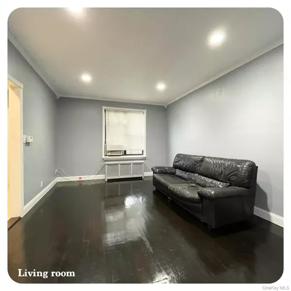 Sunnyside, NY 11104,48-41 41 ST