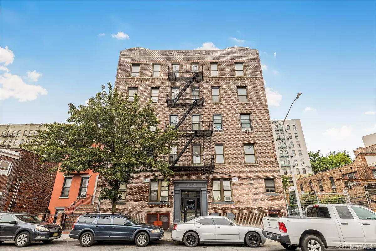 Bronx, NY 10452,1383 Plimpton AVE #5E