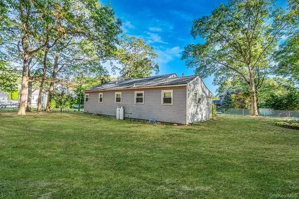 Ronkonkoma, NY 11779,529 Elder LN