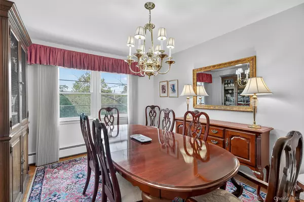 Monroe, NY 10950,6 Neptune CT