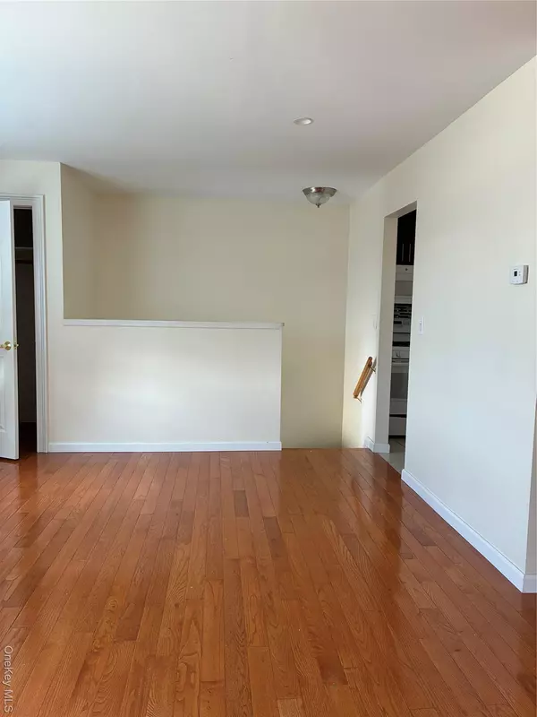East Rockaway, NY 11518,44 Franklin ST