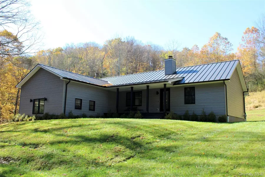 3 Spruce HL, Amenia, NY 12501