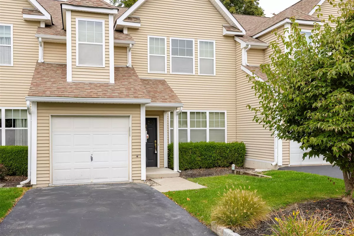 Poughkeepsie, NY 12601,32 Halley CT