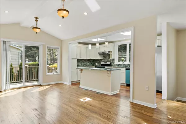 Yorktown Heights, NY 10598,830 Barberry RD