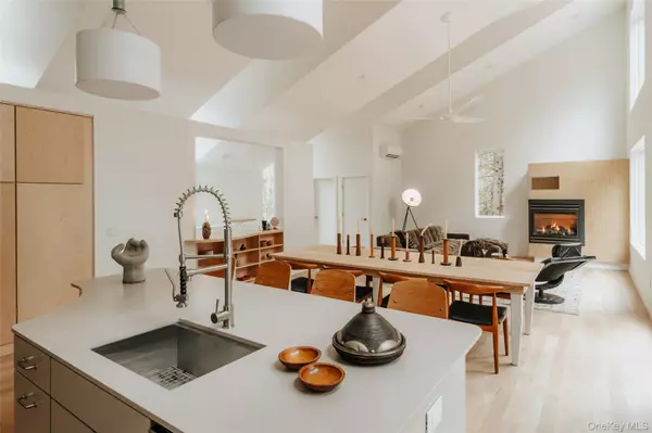 Narrowsburg, NY 12764,1 Brook DR