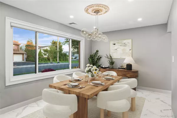 Wantagh, NY 11793,3012 Mandalay Beach RD