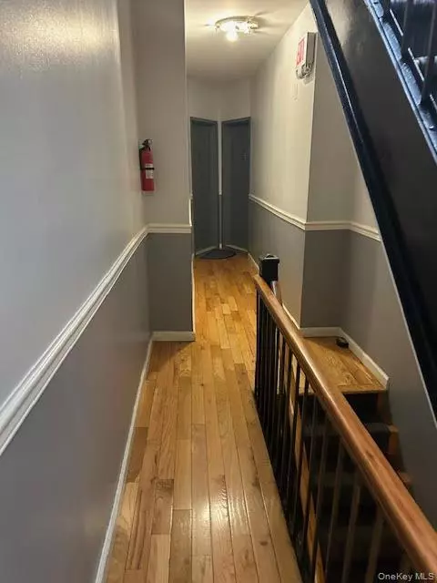 Brooklyn, NY 11217,575 Warren ST #4R