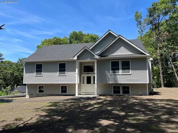 510 Scherger AVE, East Patchogue, NY 11772