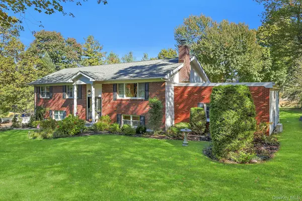 Thornwood, NY 10594,1 Eunice LN