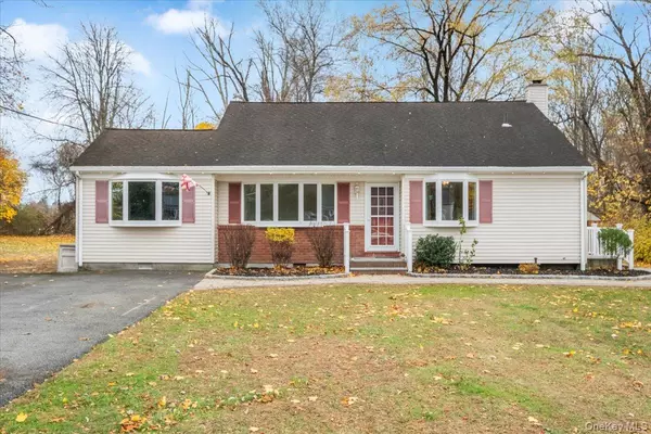 Yorktown Heights, NY 10598,889 Fox Meadow RD