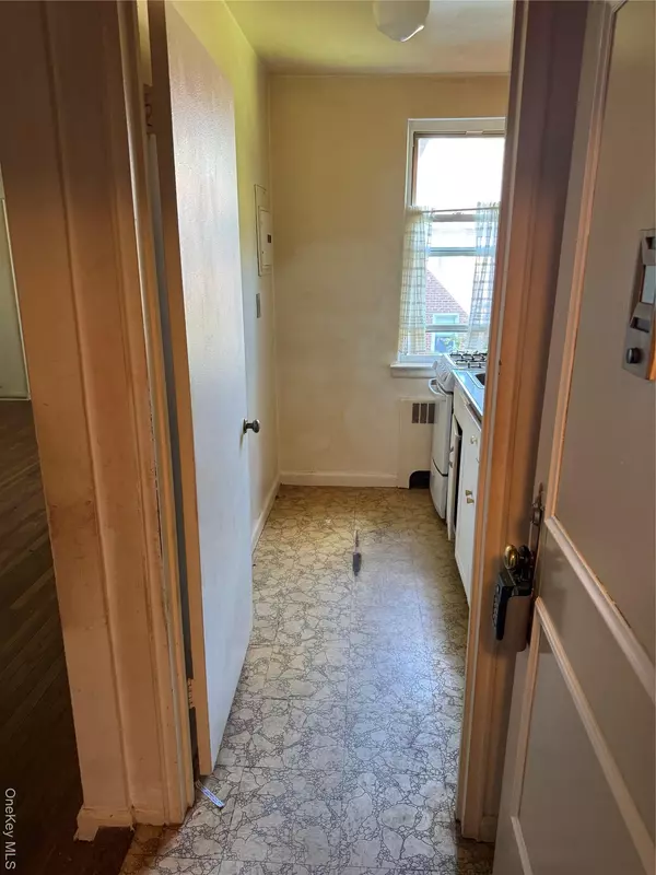 White Plains, NY 10605,175 Bryant AVE #2A