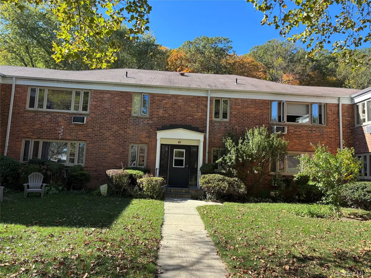 White Plains, NY 10603,41 Lawrence DR #A