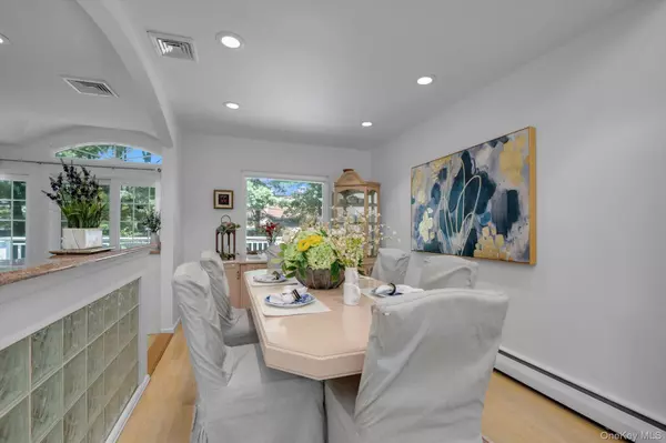 Syosset, NY 11791,38 Loretta DR