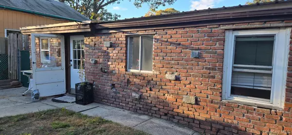 Selden, NY 11784,35 Cedarhurst AVE